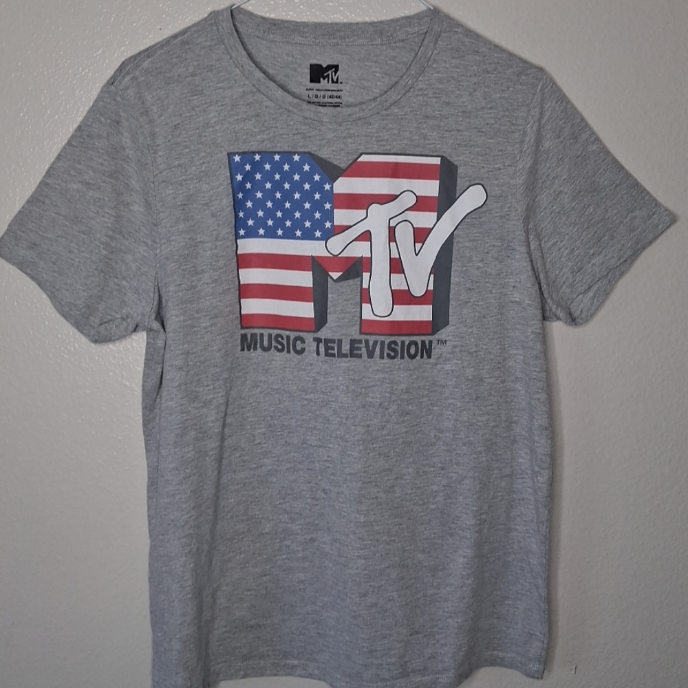 MTV Music Television T-Shirt USA American Flag Print Tee Large (42/44)